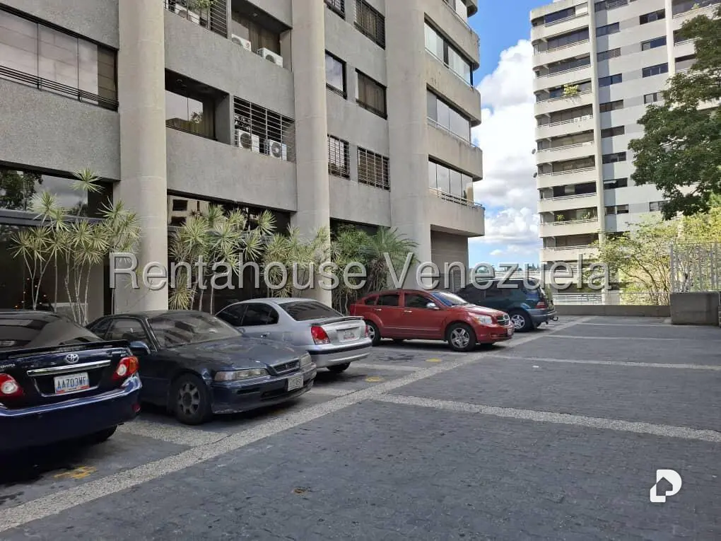 Apartamento en Las Esmeraldas, Caracas – 3