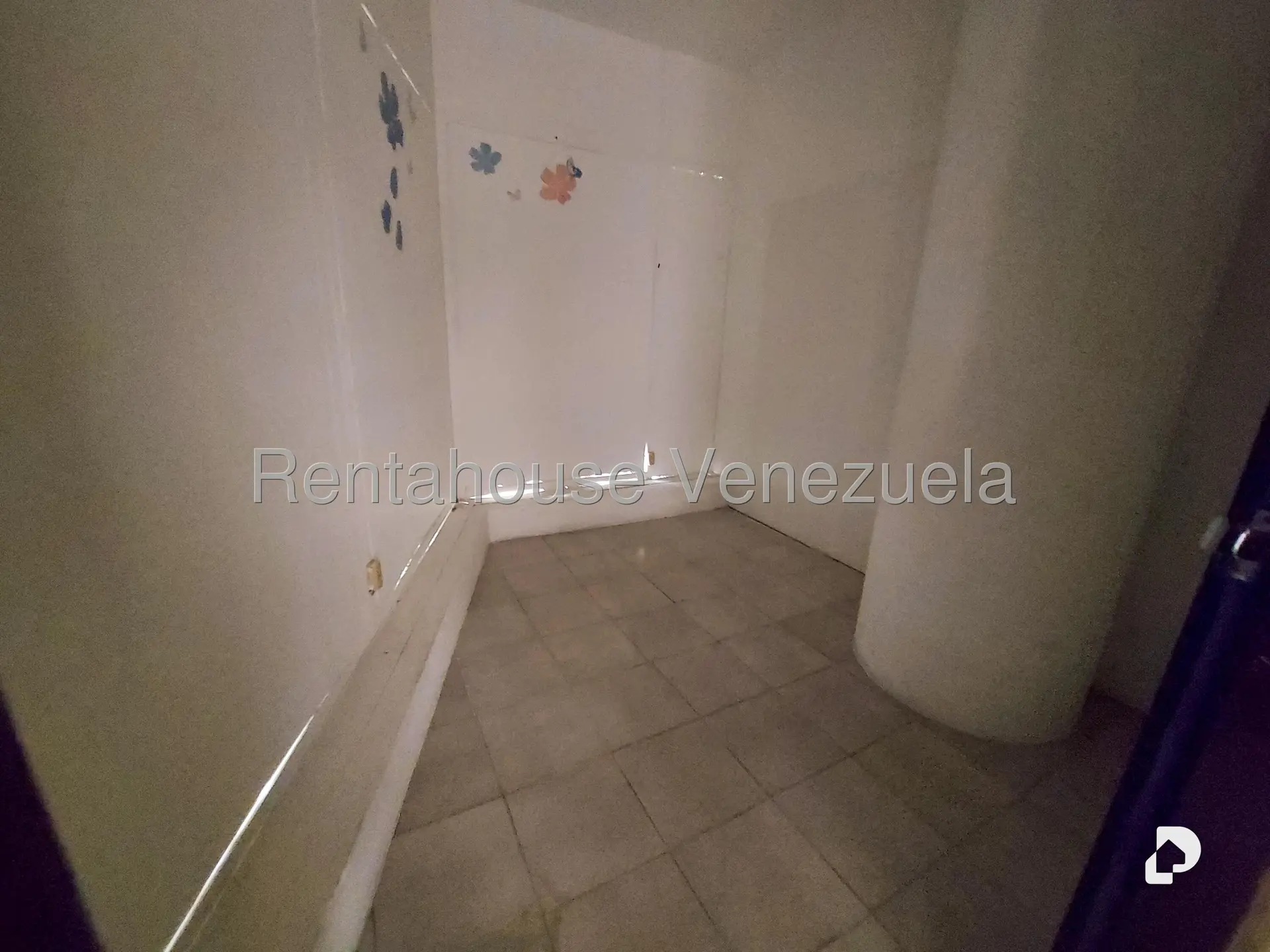Local comercial en Terrazas del Ávila, Caracas – 11