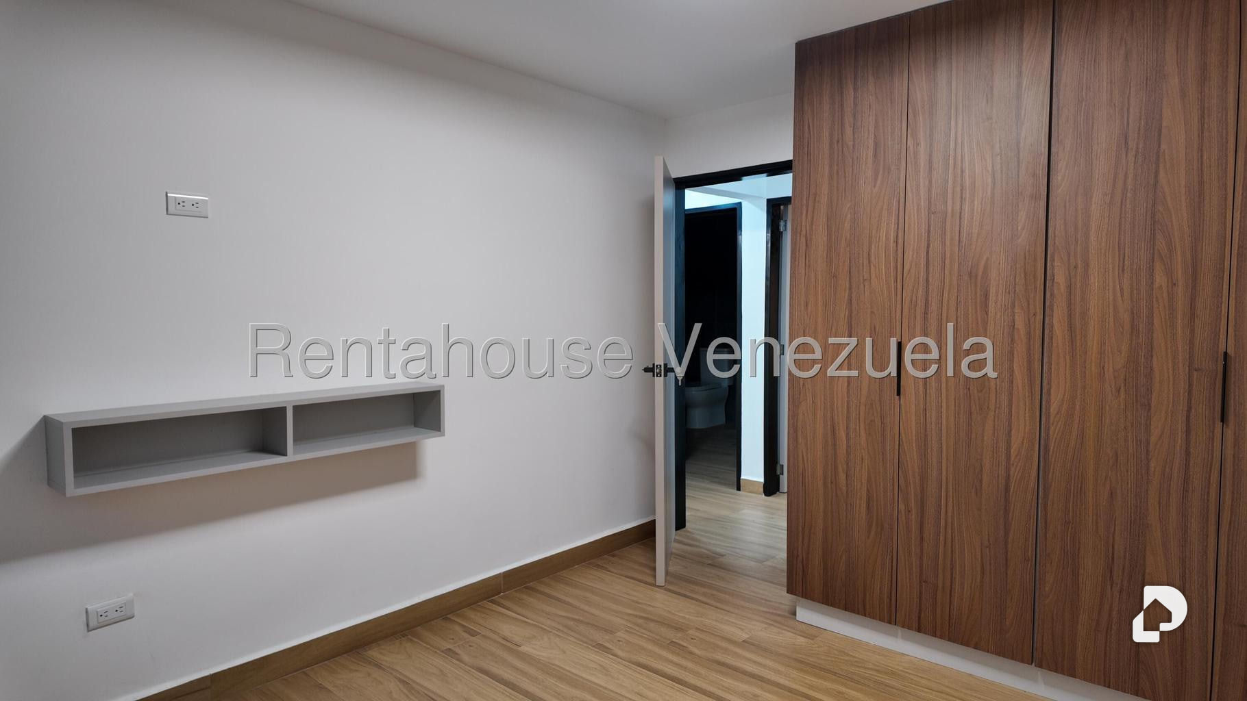 Apartamento en Colinas de La Tahona, Caracas – 13