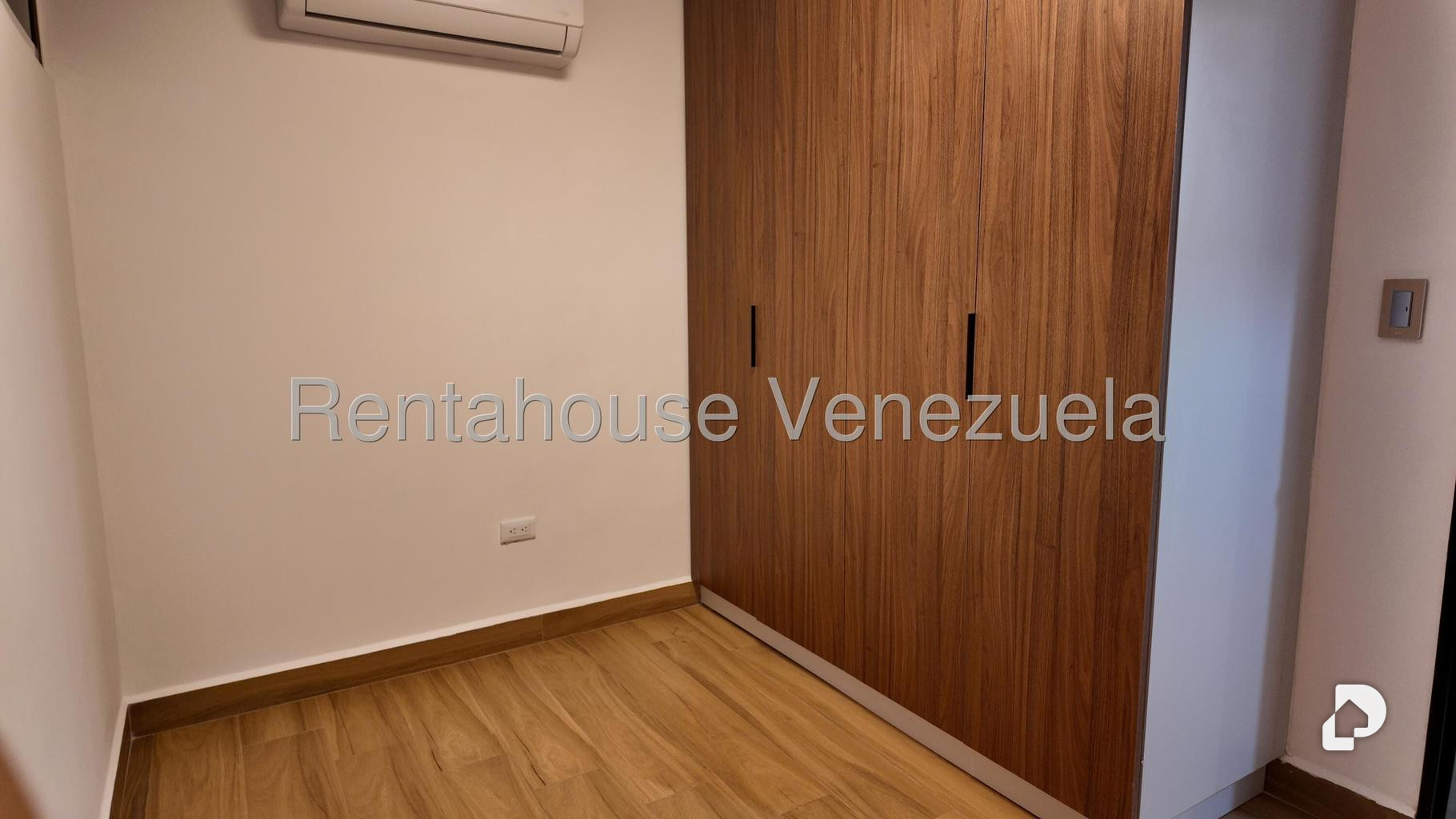 Apartamento en Colinas de La Tahona, Caracas – 15