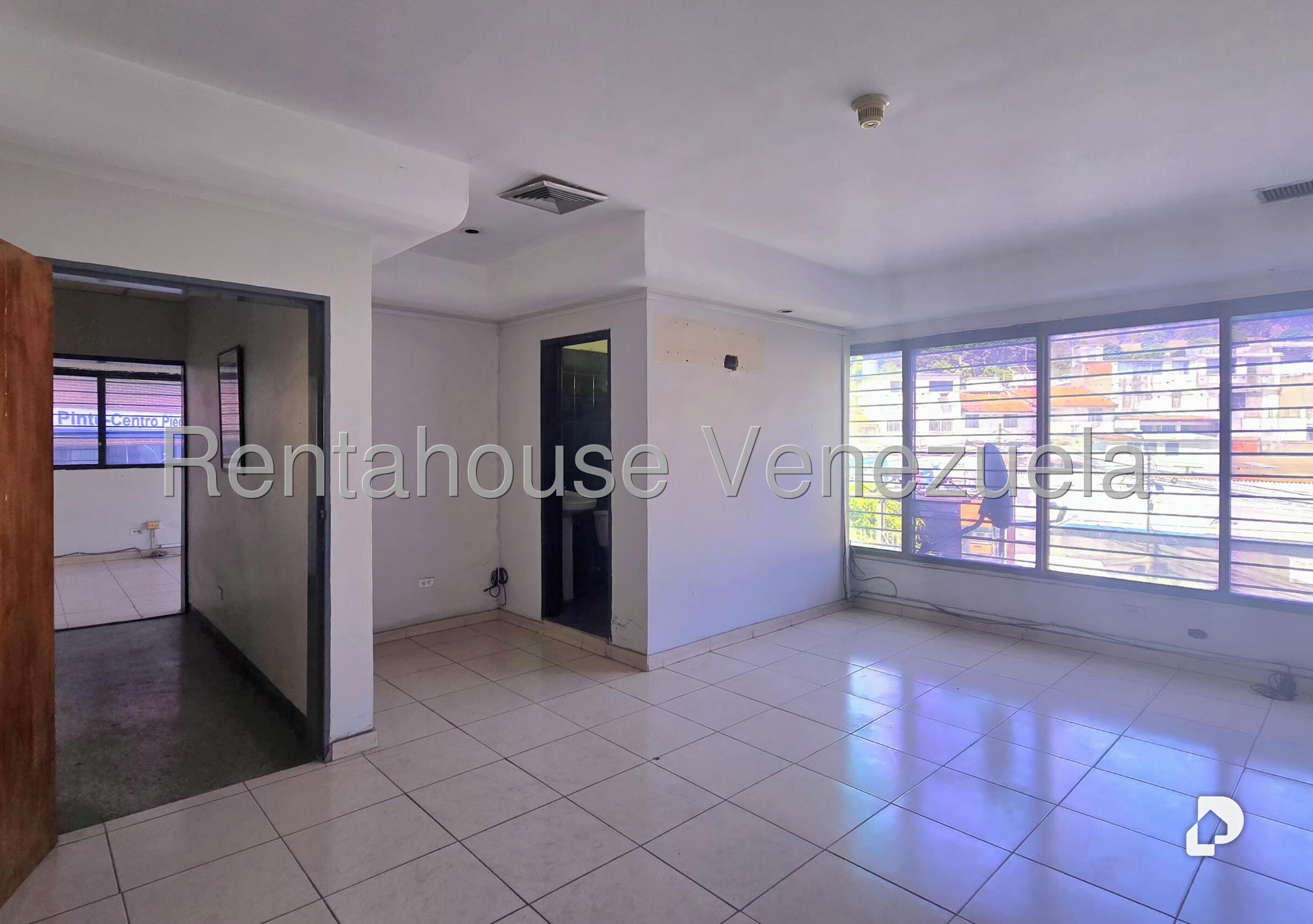 Local comercial en Piedra Azul, Caracas – 25
