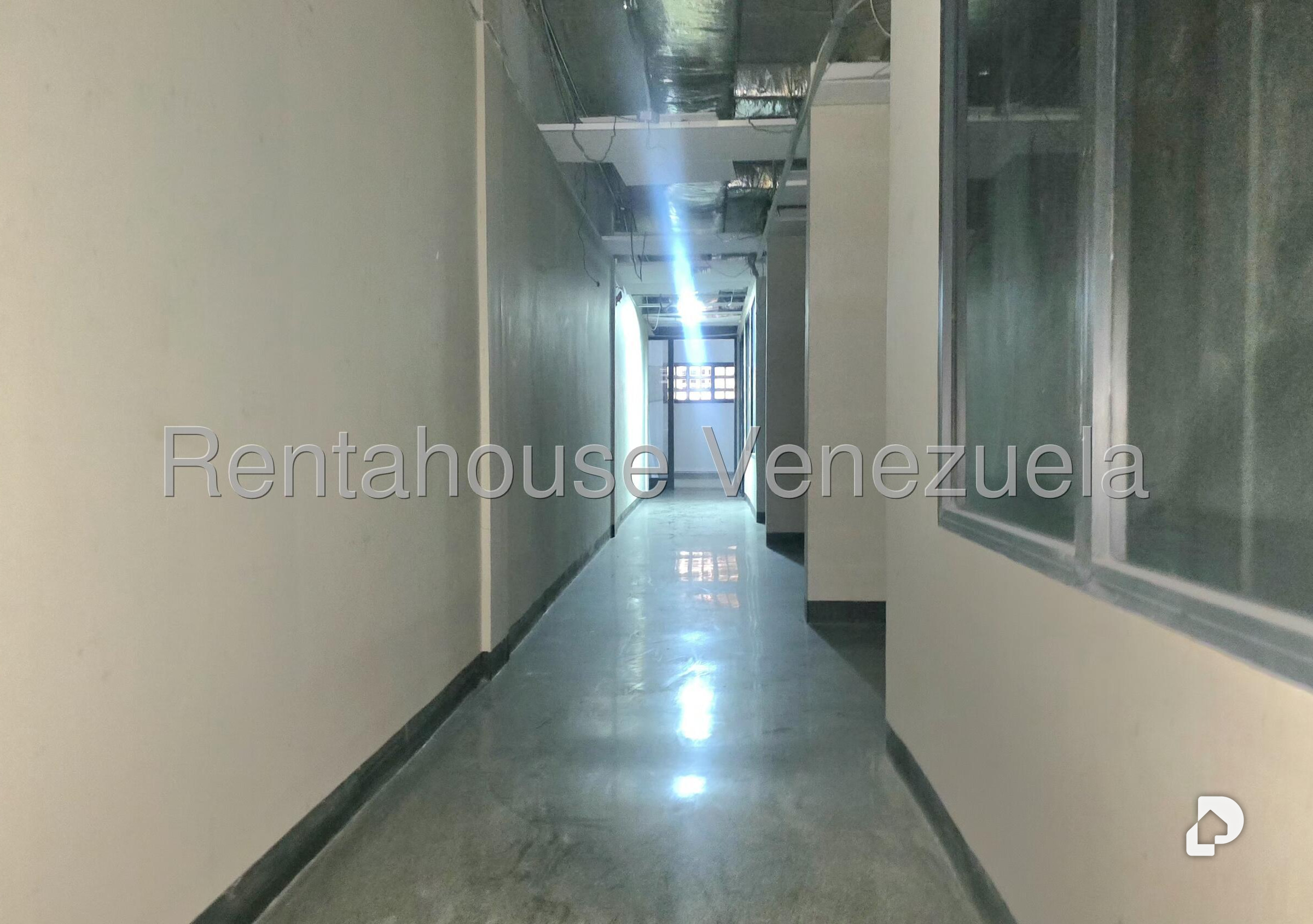 Local comercial en Piedra Azul, Caracas – 12