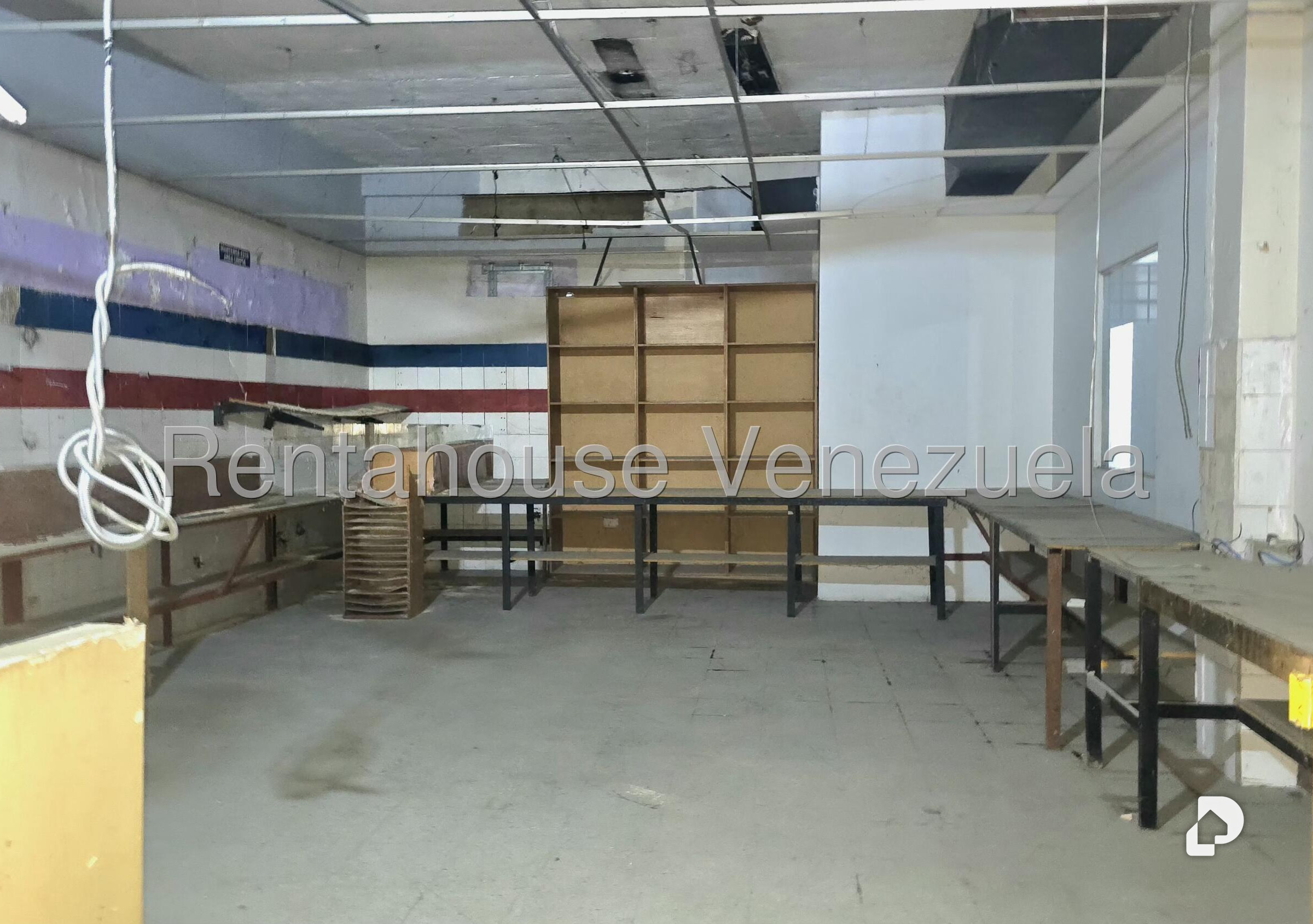 Local comercial en Piedra Azul, Caracas – 11