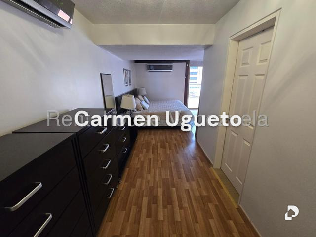 Apartamento en El Rosal, Caracas – 8
