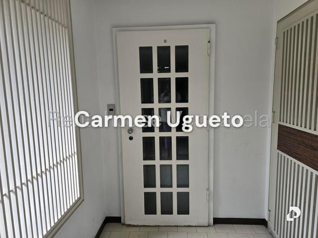 Apartamento en El Rosal, Caracas – 2