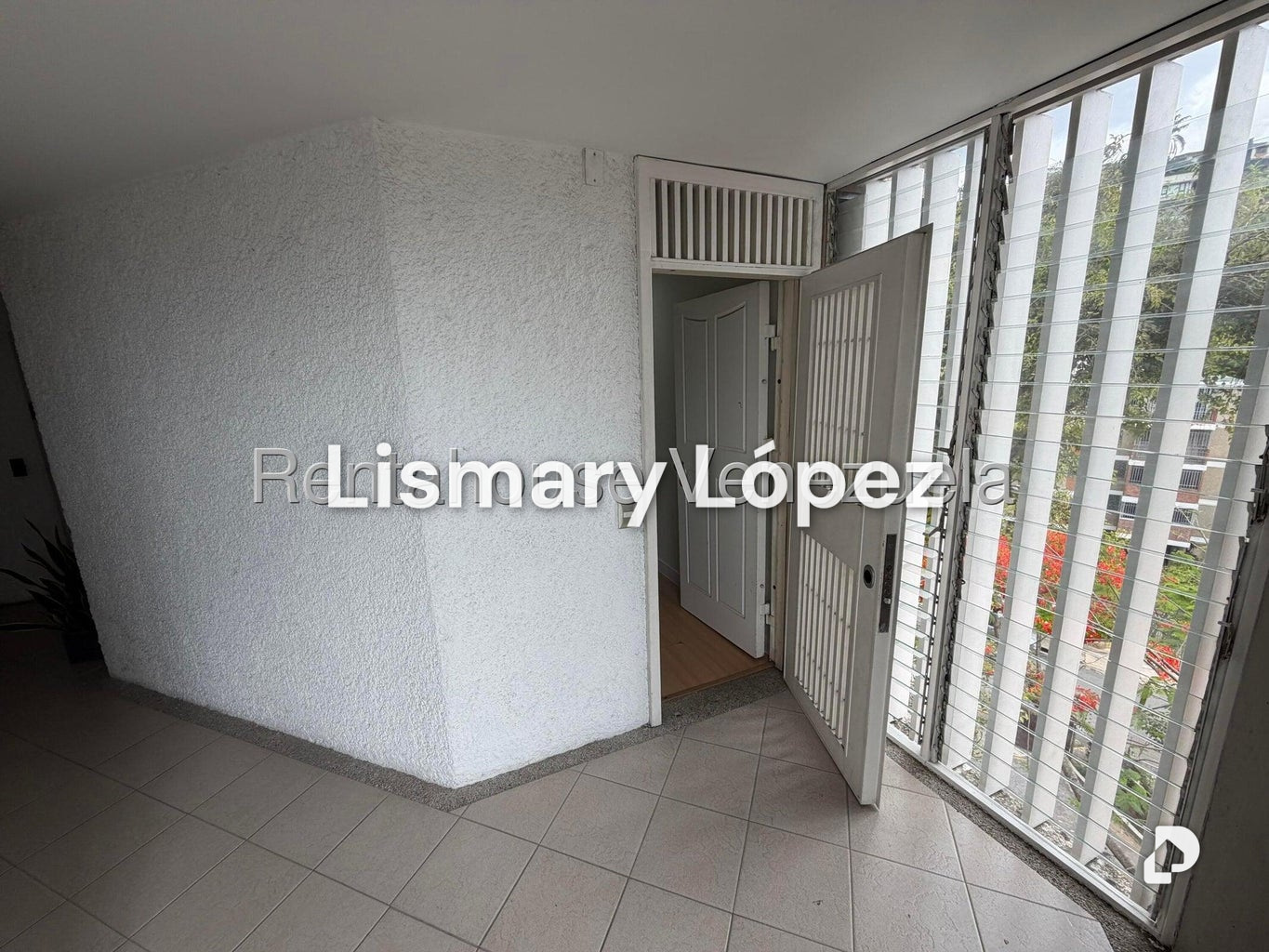 Apartamento en Lomas de Las Mercedes, Caracas – 2