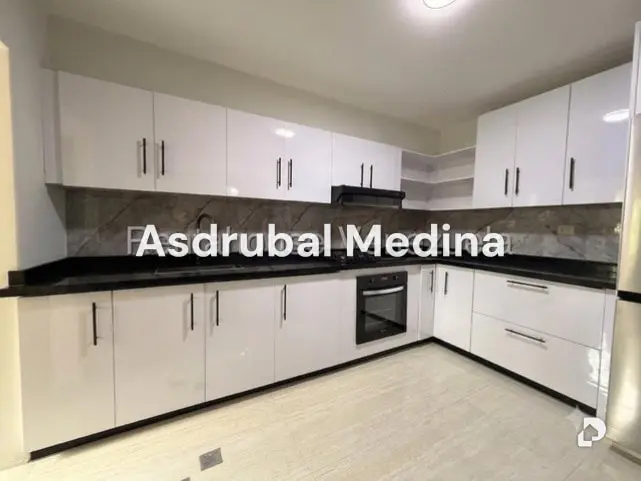 Apartamento en Oripoto, Caracas – 5