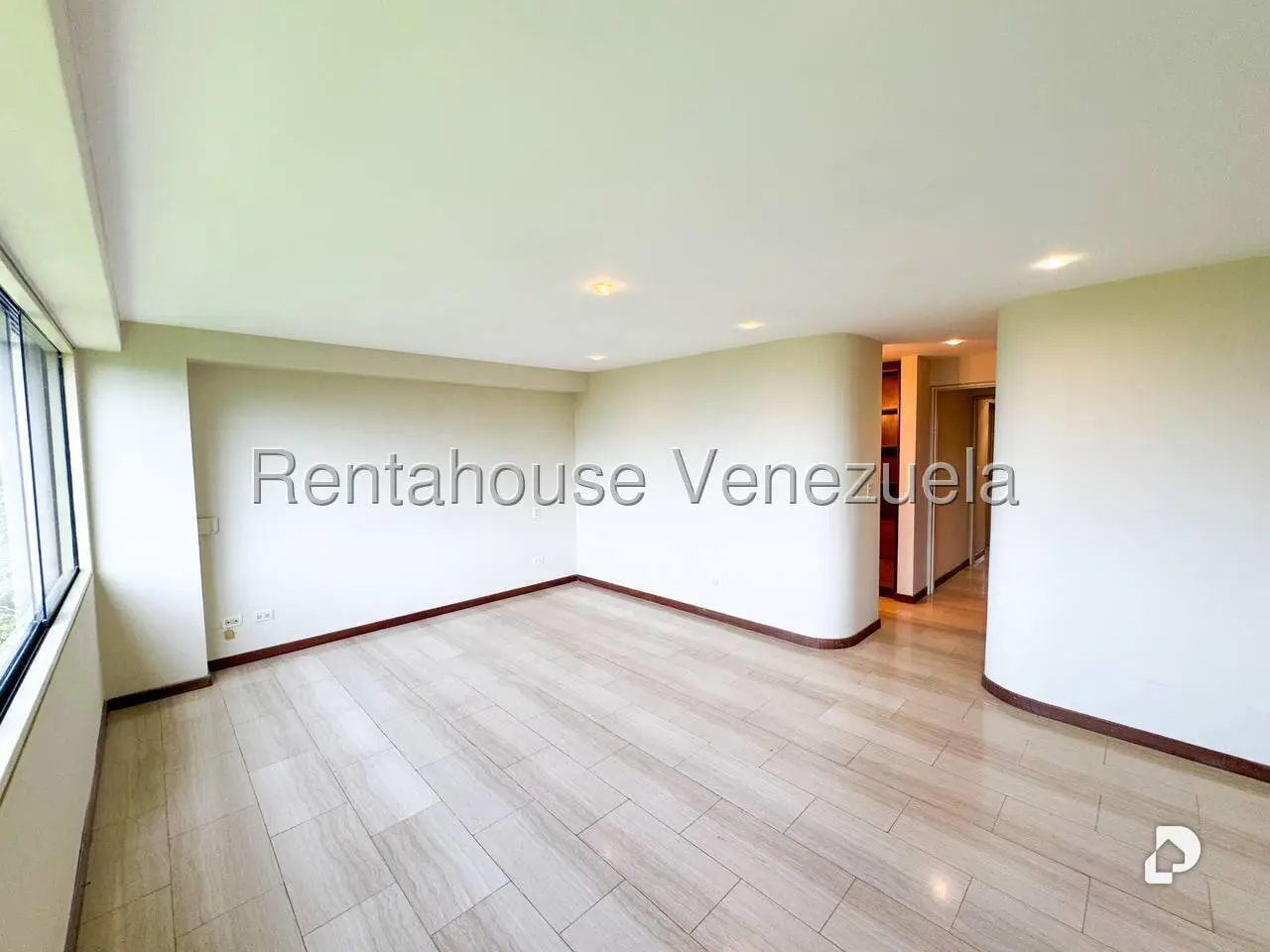 Apartamento en Lomas de La Lagunita, Caracas – 17