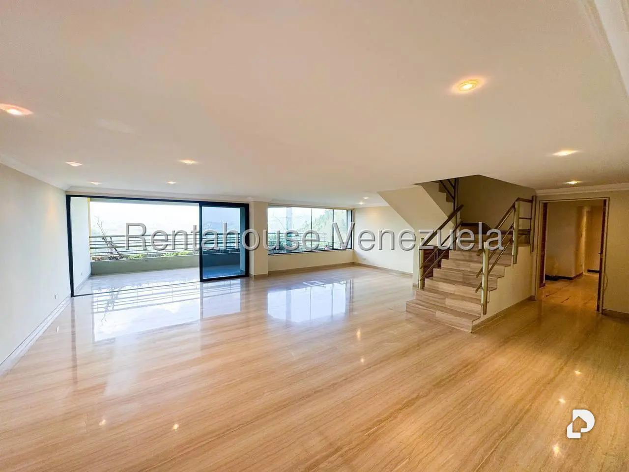 Apartamento en Lomas de La Lagunita, Caracas – 2