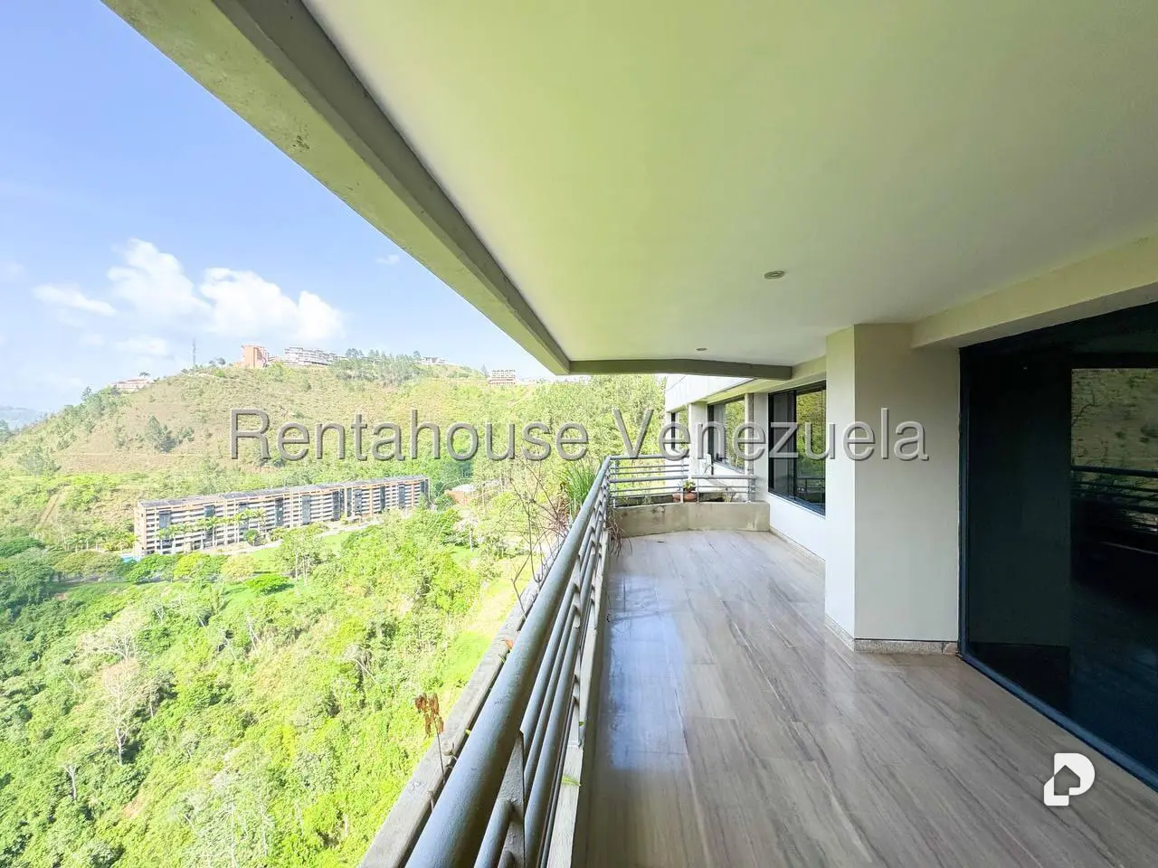 Apartamento en Lomas de La Lagunita, Caracas – 6