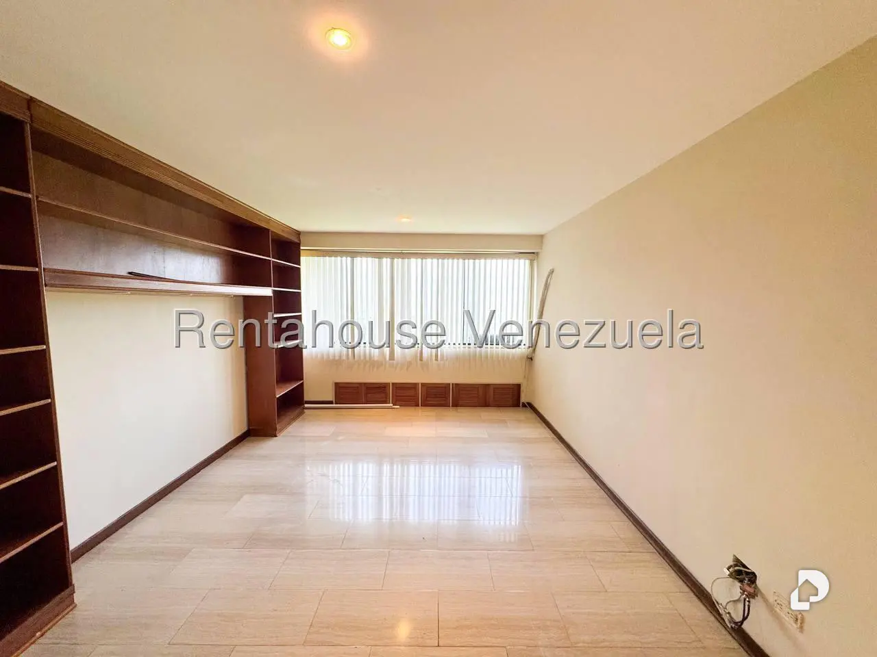 Apartamento en Lomas de La Lagunita, Caracas – 24