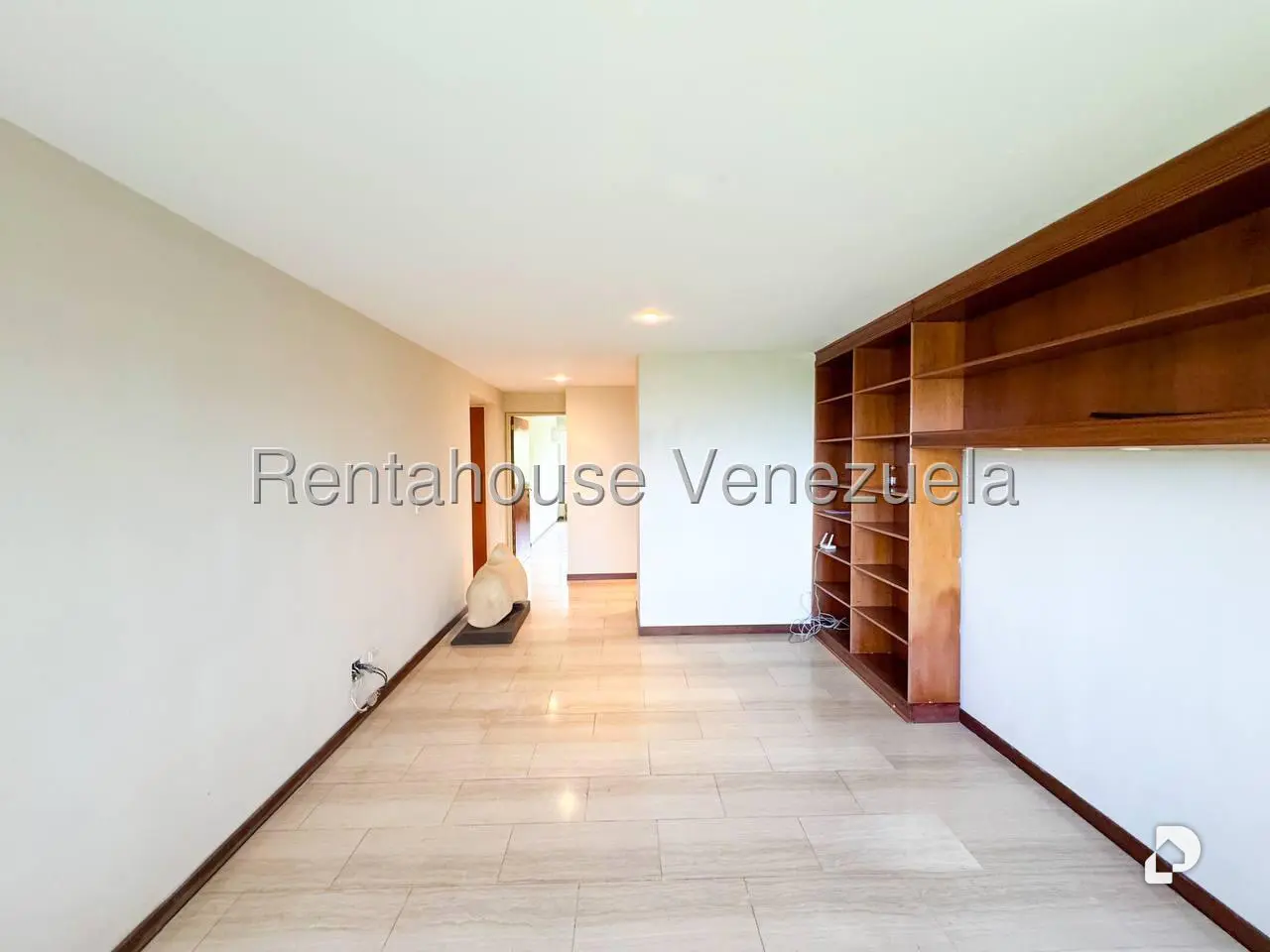 Apartamento en Lomas de La Lagunita, Caracas – 25