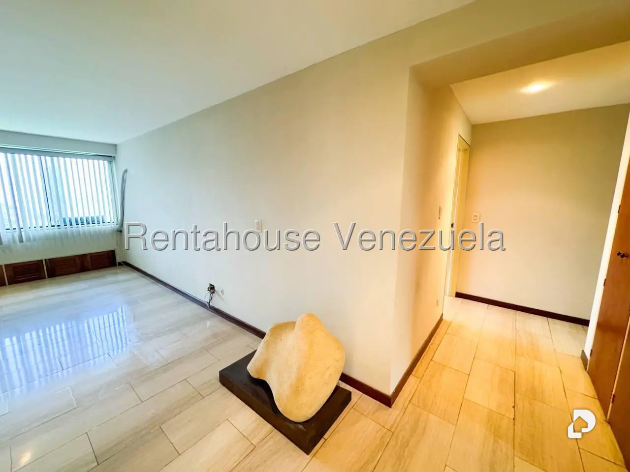 Apartamento en Lomas de La Lagunita, Caracas – 22