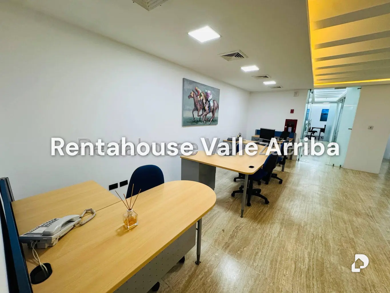 Office in Macaracuay, Caracas – 13