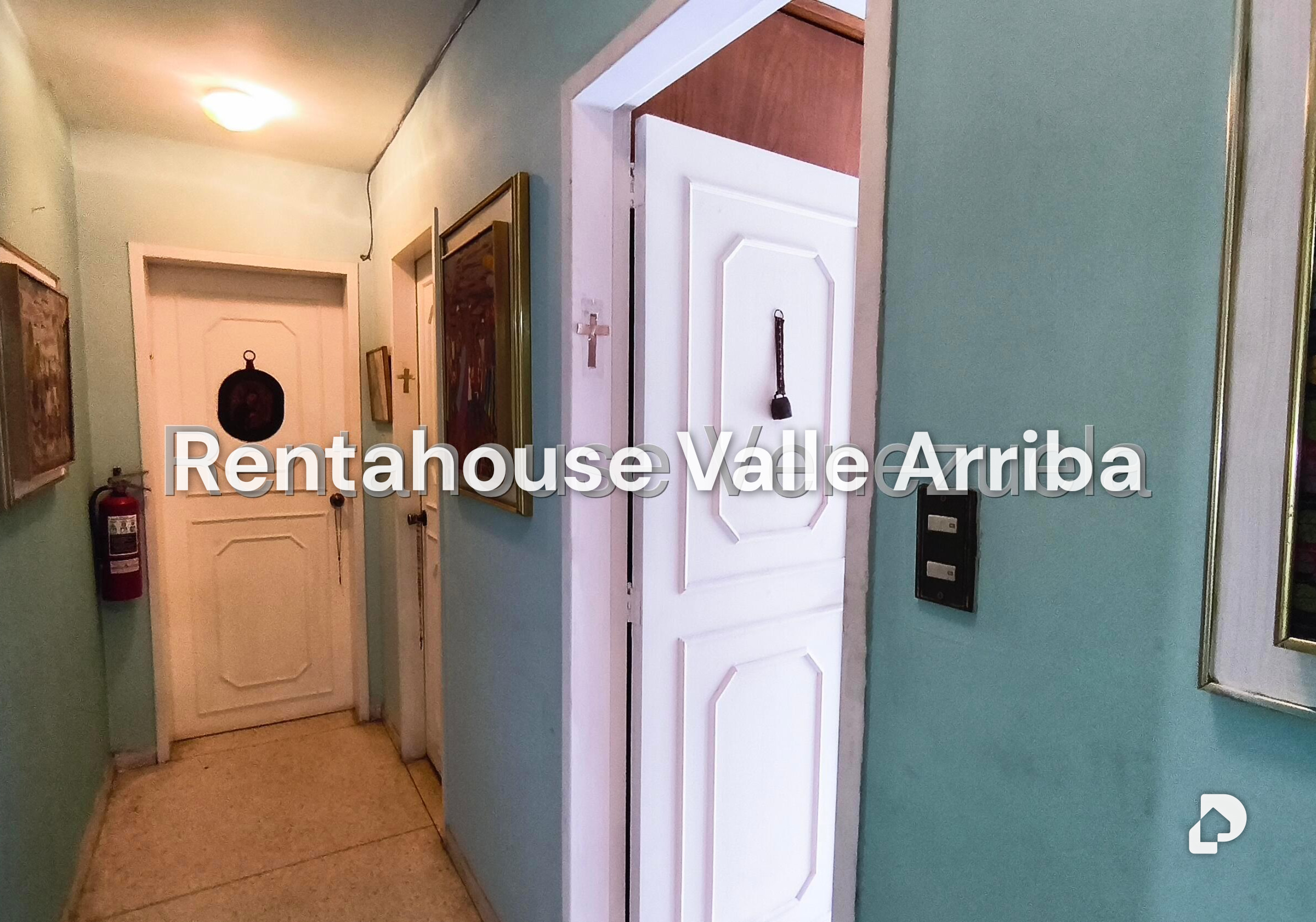 House in La California Sur, Caracas – 13