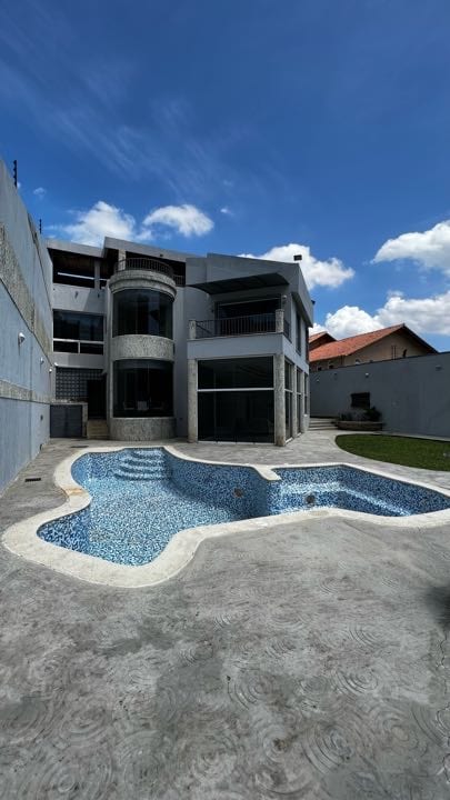 Casa en Guataparo Country Club, Valencia - 1