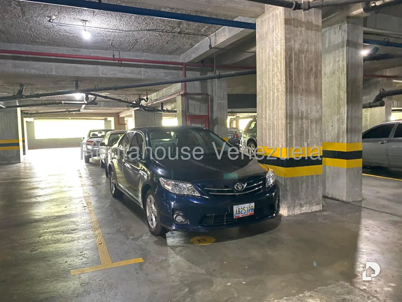 Apartamento en Las Esmeraldas, Caracas – 25