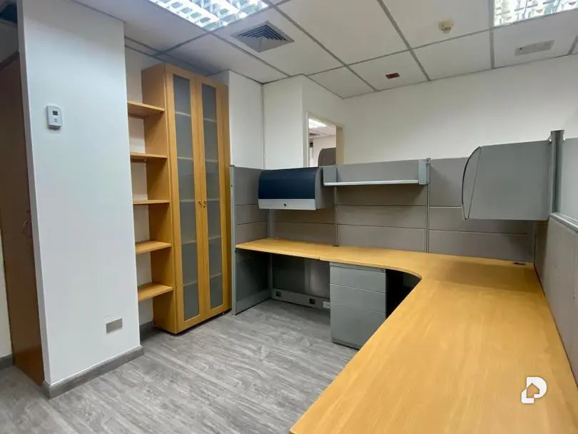 Oficina en El Rosal, Caracas – 11