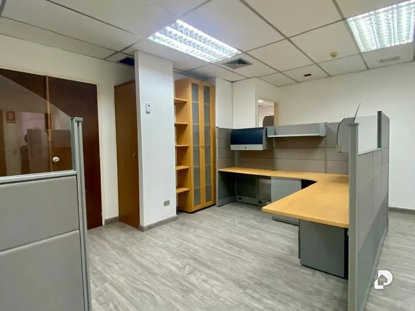 Oficina en El Rosal, Caracas – 3