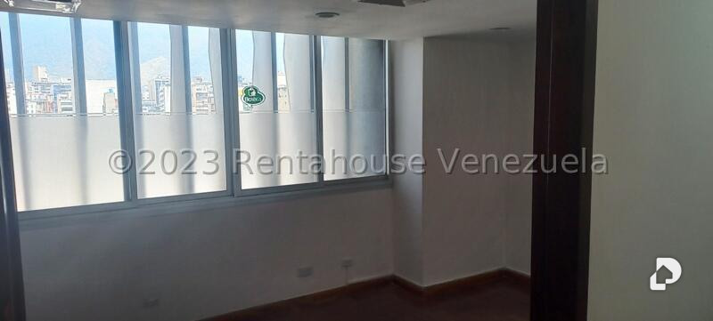 Oficina en Parroquia Catedral, Caracas – 15
