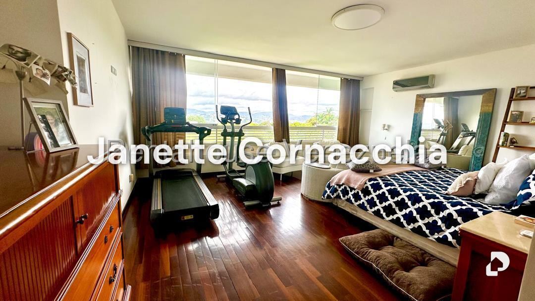 Apartamento en Altamira, Caracas – 12