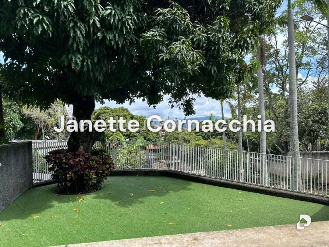 Apartamento en Altamira, Caracas – 18