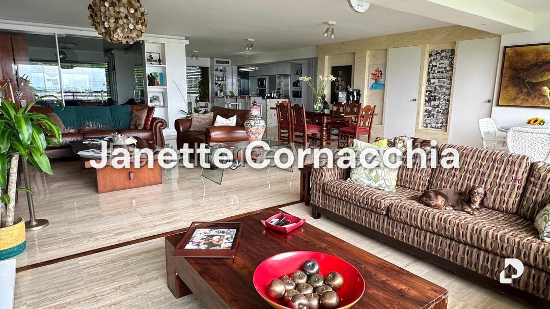 Apartamento en Altamira, Caracas – 29