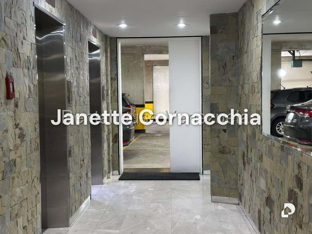 Apartamento en Altamira, Caracas – 17