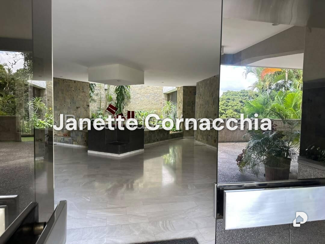 Apartamento en Altamira, Caracas – 16