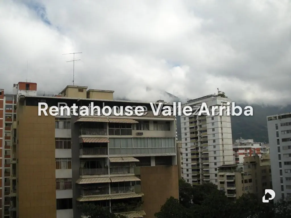 Oficina en Los Palos Grandes, Caracas – 10
