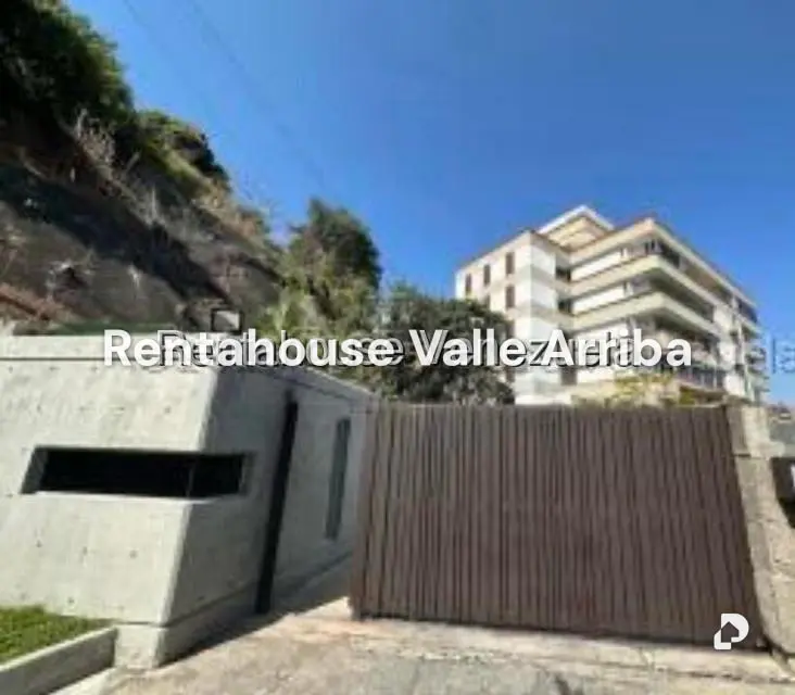 Apartamento en Lomas de Las Mercedes, Caracas – 1