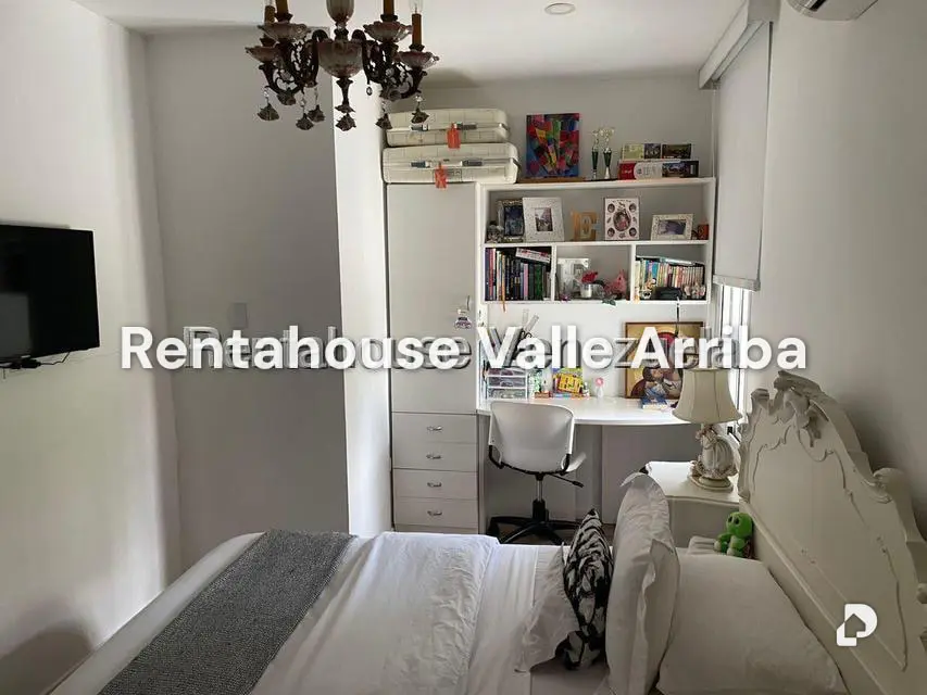 Apartamento en Lomas de Las Mercedes, Caracas – 16