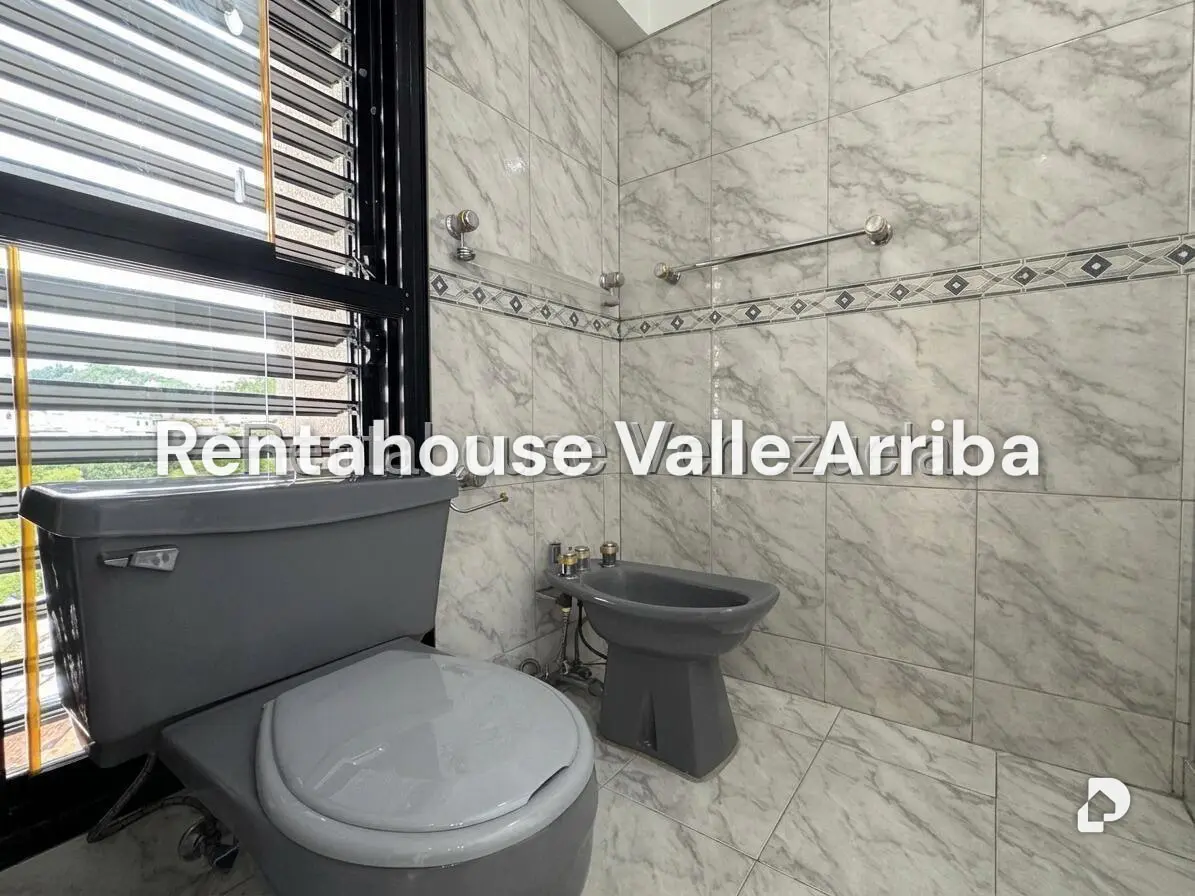 Apartamento en Lomas de Prados del Este, Caracas – 30