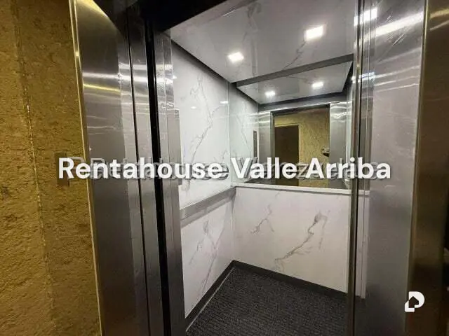 Apartamento en Los Naranjos (del Cafetal), Caracas – 12