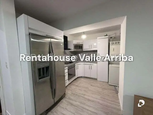 Apartamento en Los Naranjos (del Cafetal), Caracas – 24