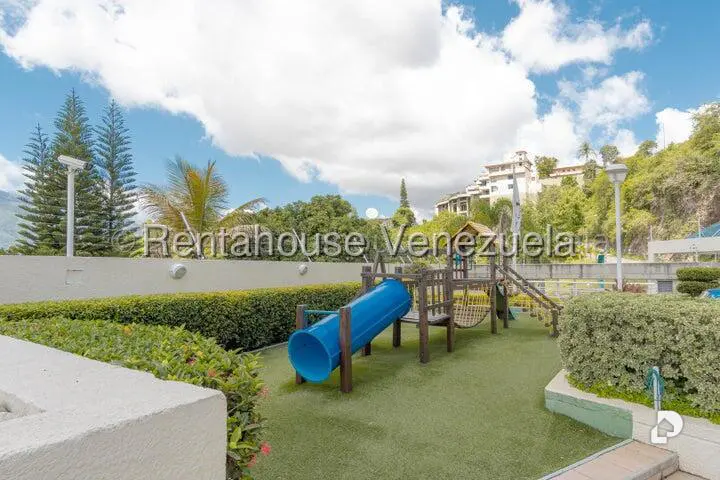 Apartamento en Lomas de Las Mercedes, Caracas – 13