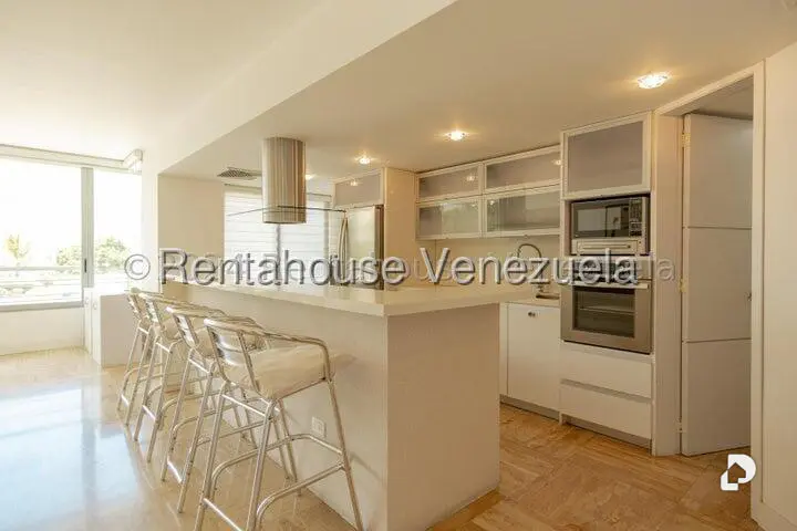 Apartamento en Lomas de Las Mercedes, Caracas – 25
