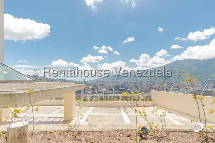 Apartamento en Lomas de Las Mercedes, Caracas – 31