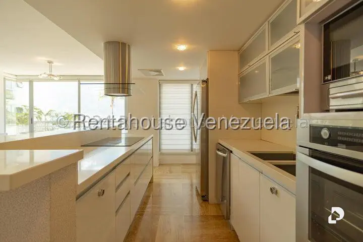 Apartamento en Lomas de Las Mercedes, Caracas – 19