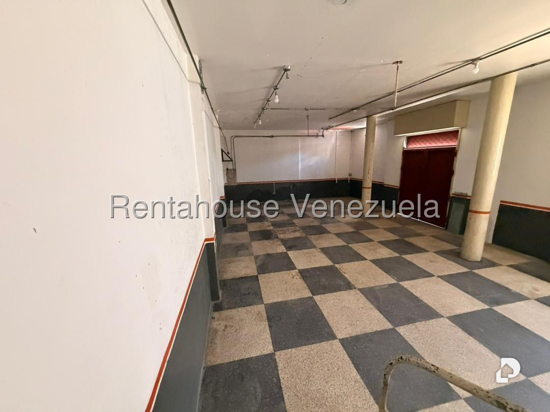 Edificio en Boleíta Sur, Caracas