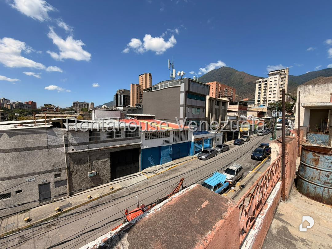 Edificio en Boleíta Sur, Caracas
