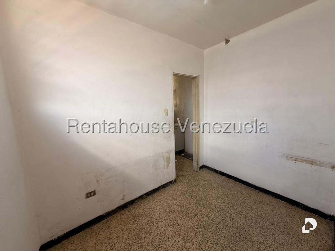 Edificio en Boleíta Sur, Caracas