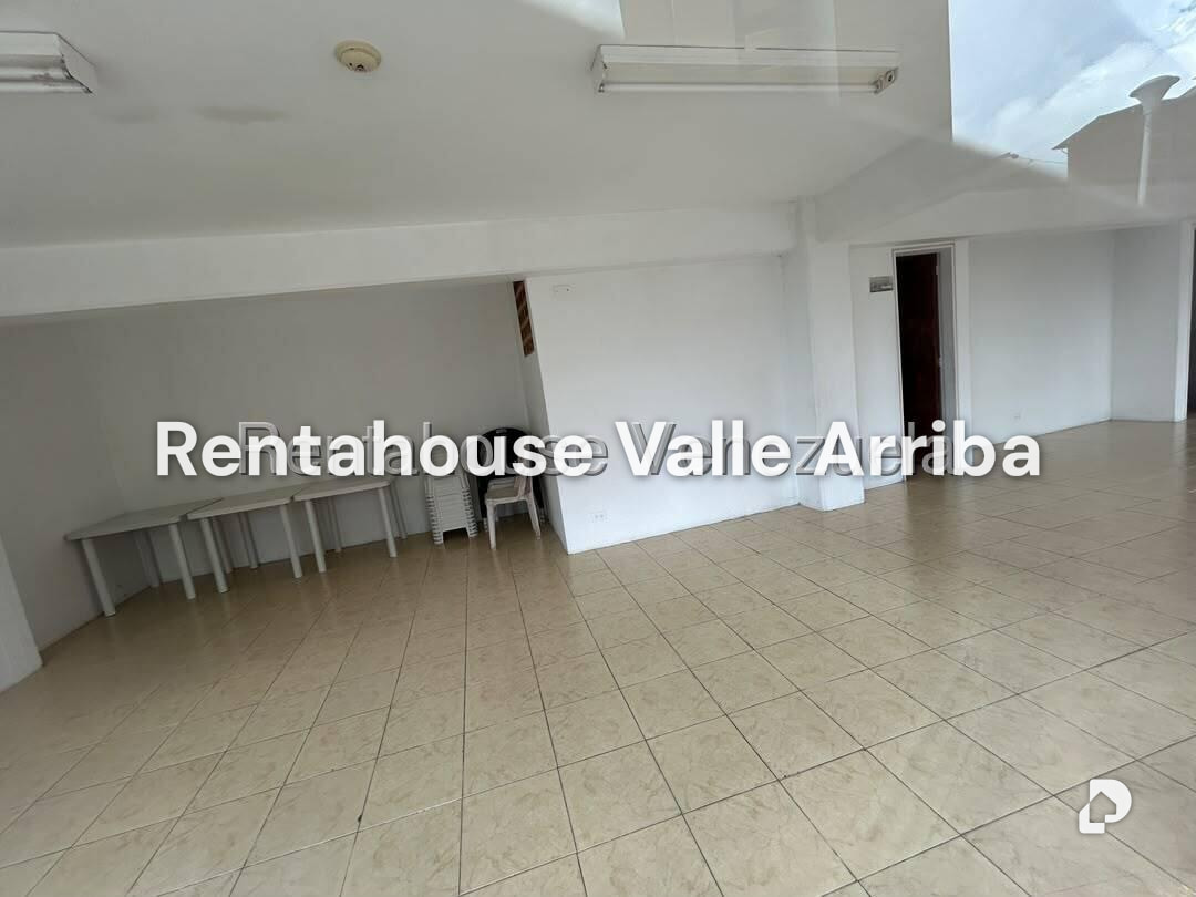 Apartamento en Miravila, Caracas – 25