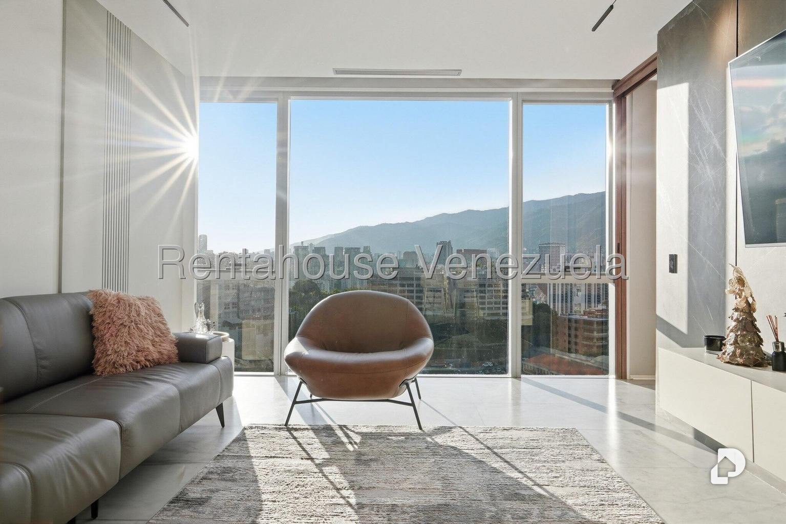 Apartamento en Las Mercedes, Caracas – 28