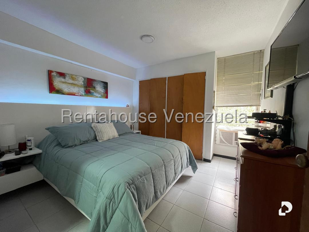 Apartamento en La Boyera, Caracas – 11