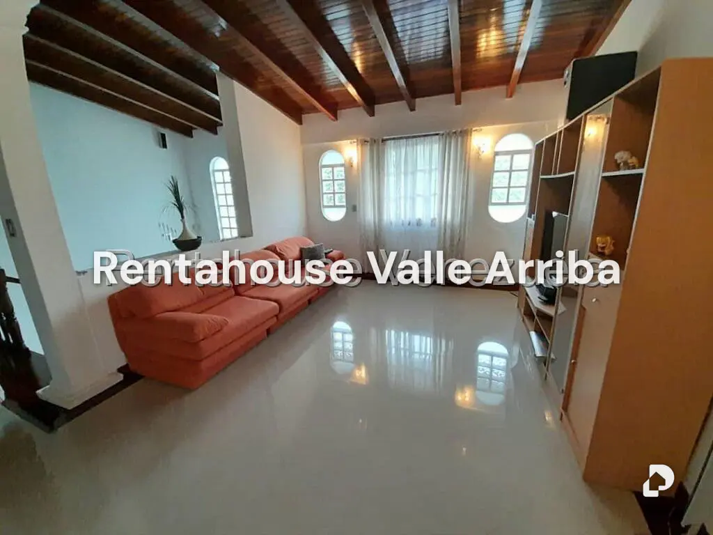 Casa en Colinas de La California, Caracas – 28