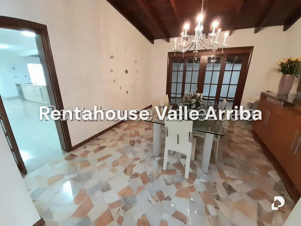 Casa en Colinas de La California, Caracas – 5