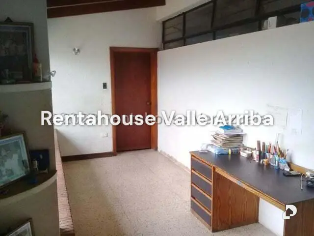 Terreno en Altamira, Caracas – 18