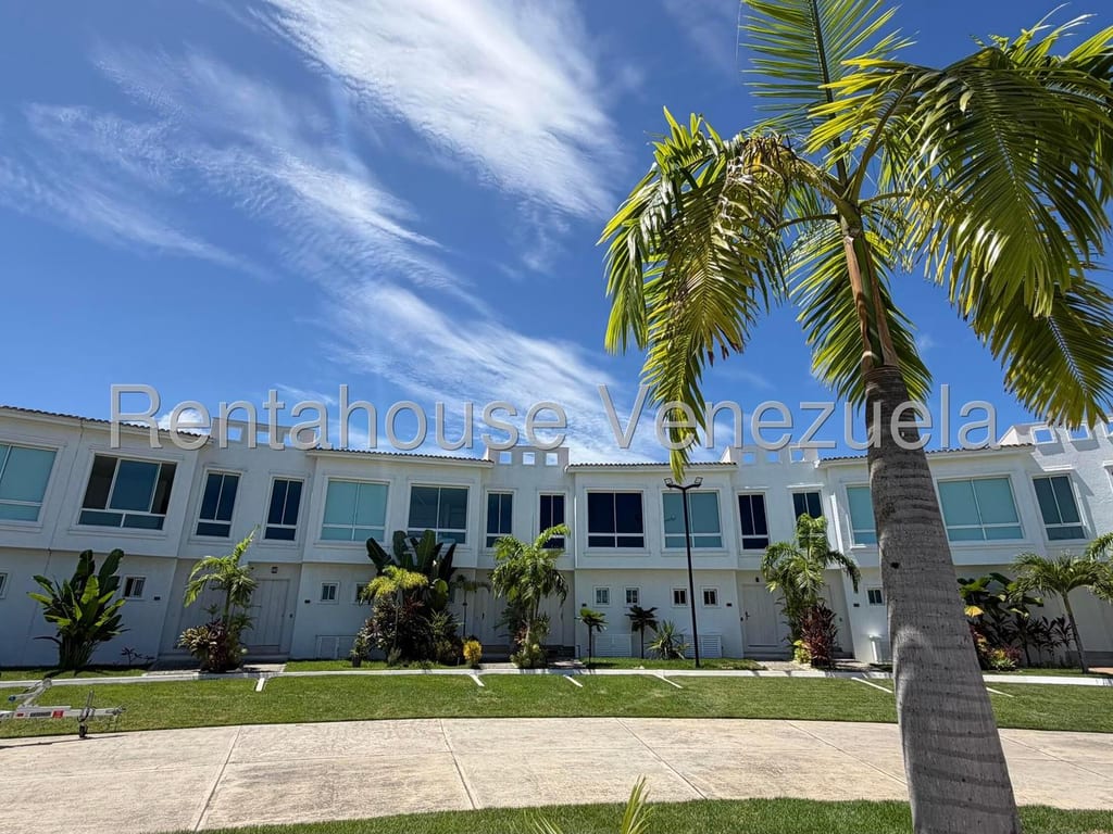 Casa en Puerto Encantado, Higuerote - 1