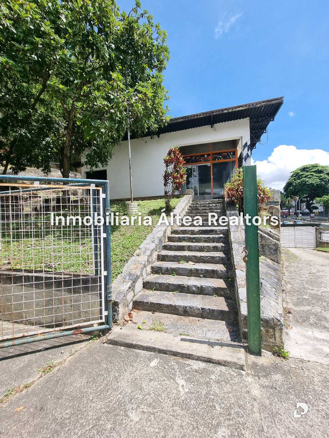 Terreno en La Trinidad, Caracas